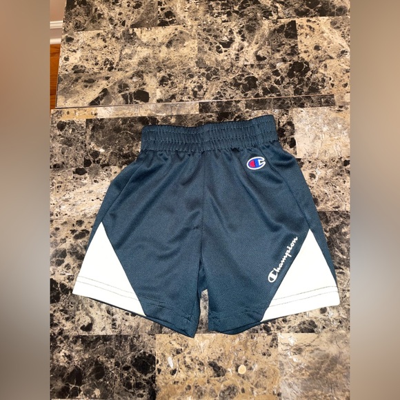 Champion Green Toddler Shorts 3T - Picture 1 of 3